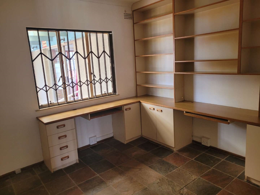 4 Bedroom Property for Sale in Bothasig Western Cape